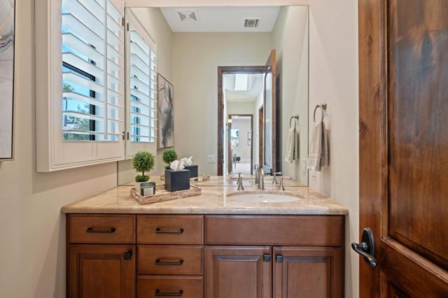 81080 Shinnecock, La Quinta CA: https://media.crmls.org/mediaz/a14be3ee-90e3-47e4-b9cc-12f7ef91e3e6.jpg
