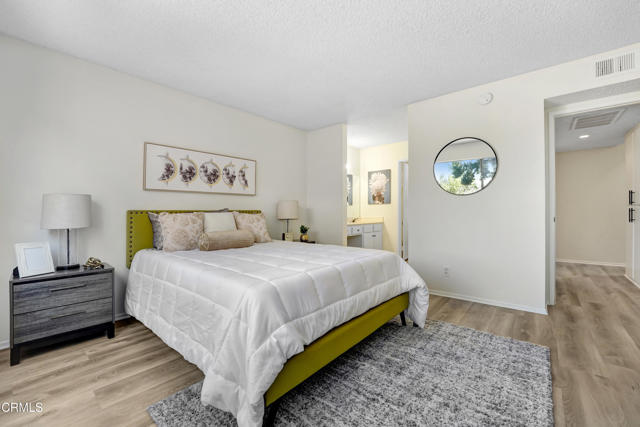 12521 Ralston Avenue, Sylmar CA: https://media.crmls.org/mediaz/a14cc0ce-00fc-4283-b40d-74c631bc2c8e.jpg