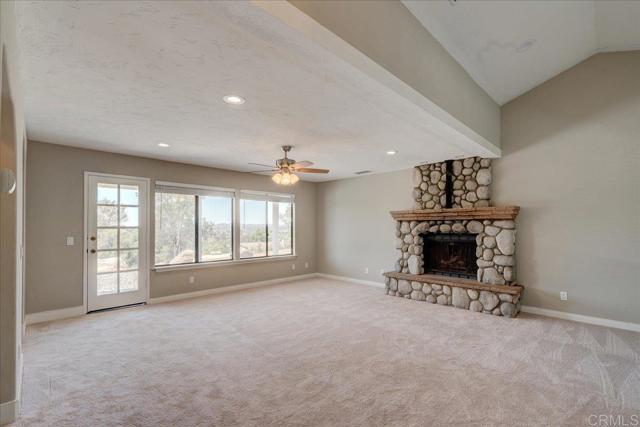 18434 Ramona View Drive, Ramona CA: https://media.crmls.org/mediaz/a14ce0e7-a1fa-443e-b661-474b3e2aa0c3.jpg