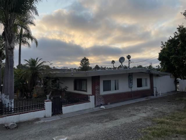 720 W California Ave., Vista CA: https://media.crmls.org/mediaz/a14d566a-dff3-4b72-b5b2-70a77558b261.jpg