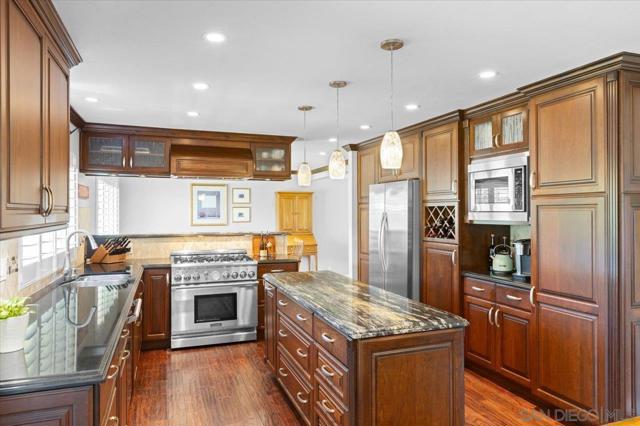Image 9 of 42 For 13223 Silver Saddle Ln