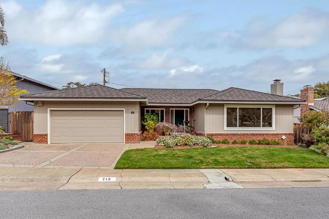 712 Foothill Drive, San Mateo CA: https://media.crmls.org/mediaz/a14e262d-c9dc-42d6-910c-333557de4f83.jpg