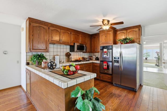 24 Westmont Drive, Daly City CA: https://media.crmls.org/mediaz/a14f0dae-d00c-48f3-860a-5dcfb3b2620f.jpg