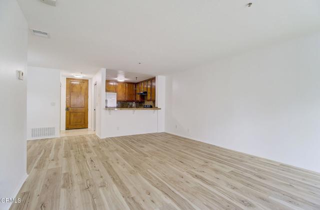 Detail Gallery Image 15 of 19 For 121 S Hope St #321,  Los Angeles,  CA 90012 - 1 Beds | 1 Baths