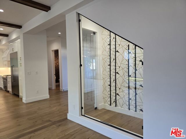 18026 Valley Vista Boulevard, Encino CA: https://media.crmls.org/mediaz/a14f28bf-133e-4726-bb64-7e7c0c209bc0.jpg