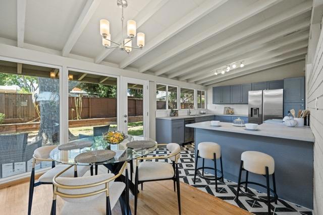 378 Woodhams Road, Santa Clara CA: https://media.crmls.org/mediaz/a14f6b2b-341c-4031-8d0f-9de08777b87e.jpg