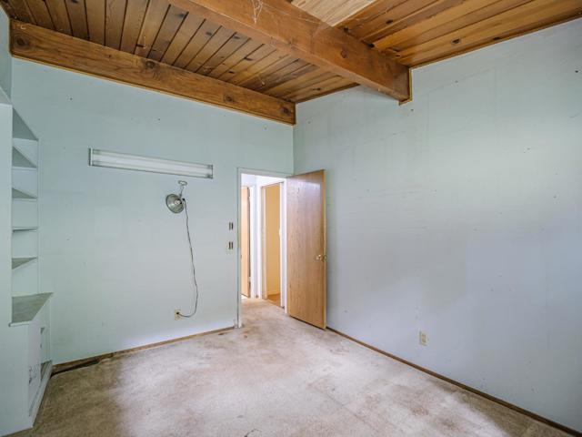 325 Woodland Drive, Scotts Valley CA: https://media.crmls.org/mediaz/a150596d-ecee-42f1-889c-c0653afdb457.jpg