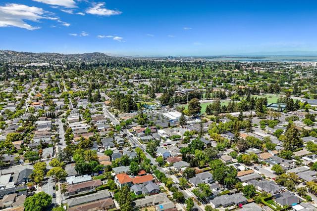 1105 Valota Road, Redwood City CA: https://media.crmls.org/mediaz/a150dc39-df92-44a0-afd3-60b65dc68899.jpg