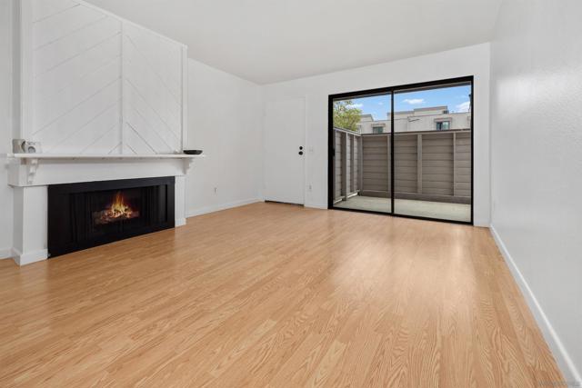 9120 GRAMERCY DR, San Diego CA: https://media.crmls.org/mediaz/a150f125-72fe-4070-aaa2-1fe2d6cbc25a.jpg