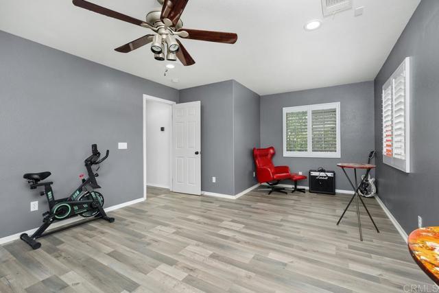 Detail Gallery Image 20 of 34 For 534 Wildrye Ct, Hemet,  CA 92543 - 6 Beds | 3 Baths