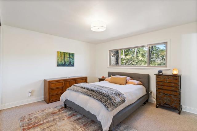 7 Wyndemere Vale, Monterey CA: https://media.crmls.org/mediaz/a1515cbf-dc2c-4e4e-8e78-c8695006ae61.jpg