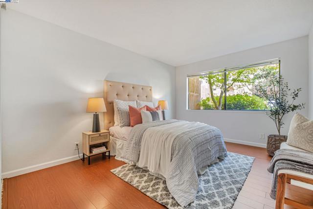 39199 Guardino Drive, Fremont CA: https://media.crmls.org/mediaz/a15194b3-a682-4f53-9788-2ddd628eda89.jpg