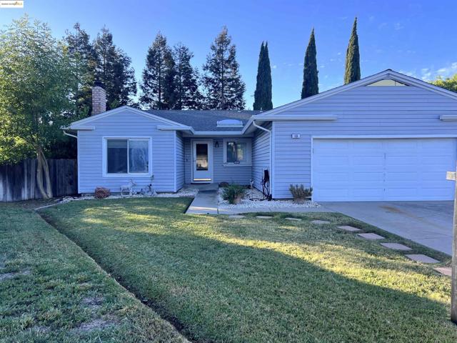 19 LISA COURT, Brentwood CA: https://media.crmls.org/mediaz/a15234f7-1561-4f9d-adec-d300e1e52edf.jpg