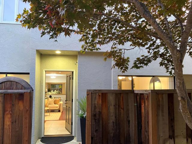 907 Cowper Street, Palo Alto CA: https://media.crmls.org/mediaz/a154f76a-8636-49c3-a9b4-7137cf3c1a85.jpg