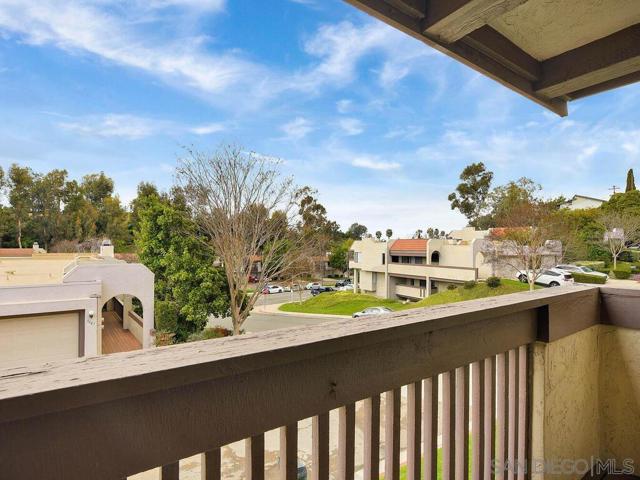 6651 Reservoir Lane, San Diego, California 92115, 3 Bedrooms Bedrooms, ,3 BathroomsBathrooms,Townhouse,For Sale,Reservoir Lane,250019710SD