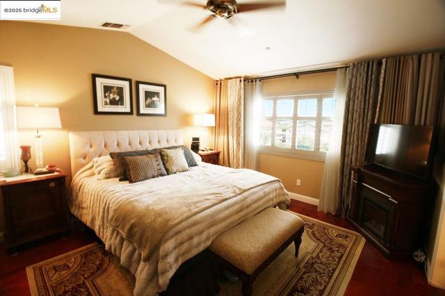 7 Kevin Ln, American Canyon CA: https://media.crmls.org/mediaz/a1557a85-da15-4b9f-a1b1-f86d5b67933c.jpg