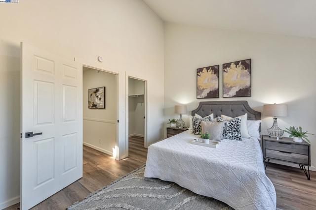 3810 Burton Cmn, Fremont CA: https://media.crmls.org/mediaz/a156c077-2eda-4904-ba21-70e6cb63b9f3.jpg