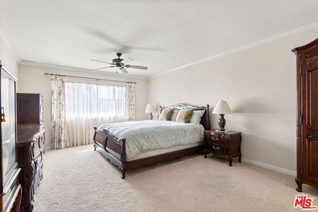 17992 Huntington Circle, Villa Park CA: https://media.crmls.org/mediaz/a1574a0b-d5bb-48b1-b36b-98bd07c701e6.jpg