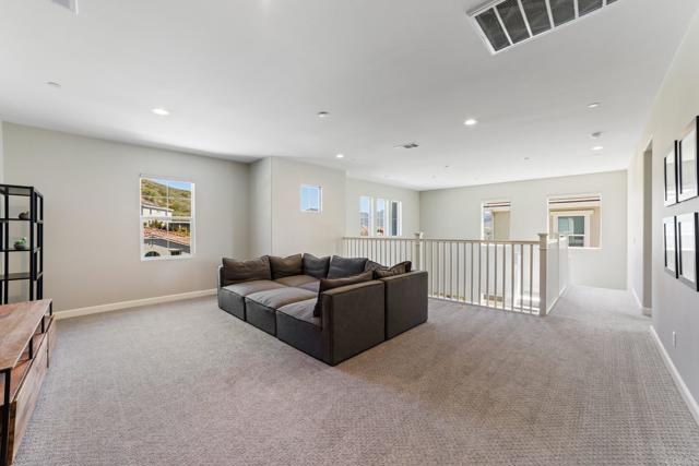 Detail Gallery Image 23 of 42 For 4650 Silent Knoll Dr, Fallbrook,  CA 92028 - 4 Beds | 3 Baths