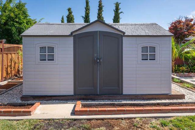308 HILLER Street, Belmont CA: https://media.crmls.org/mediaz/a158040e-27df-4816-a9f2-4a55e83b59c1.jpg