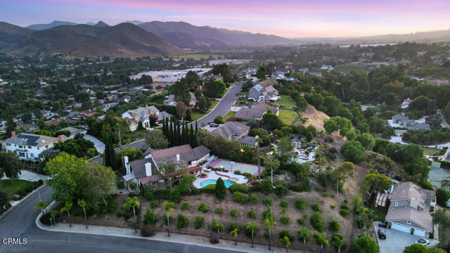 11395 Highridge Court, Camarillo CA: https://media.crmls.org/mediaz/a15808b5-e388-4241-9bc5-7a3d414540bc.jpg