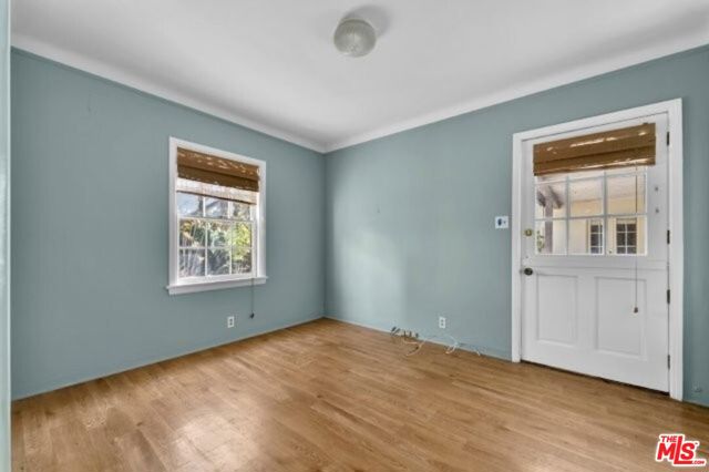 11378 Ovada Place, Los Angeles CA: https://media.crmls.org/mediaz/a158e163-5cc6-46eb-a179-b1355ef6fe8d.jpg