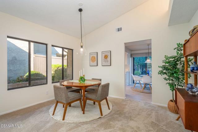 268 Novina Place, Camarillo CA: https://media.crmls.org/mediaz/a158ff04-ad44-42dc-8363-fa0d2e0dda0e.jpg