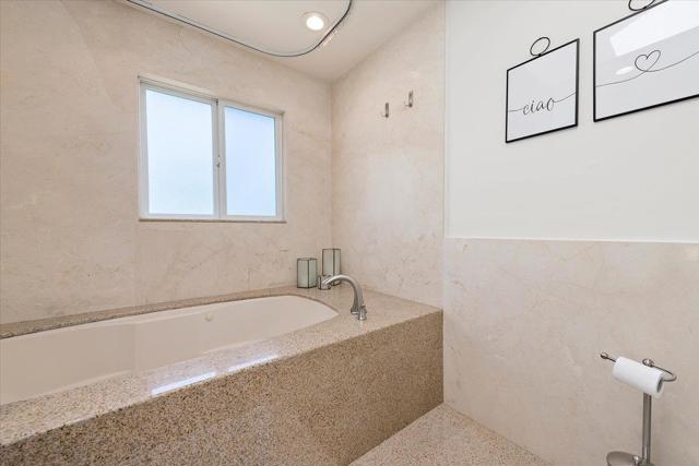 907 Bainbridge ct, Sunnyvale CA: https://media.crmls.org/mediaz/a159f4c5-e8ab-41f0-bb1e-66d9a8ecdebc.jpg
