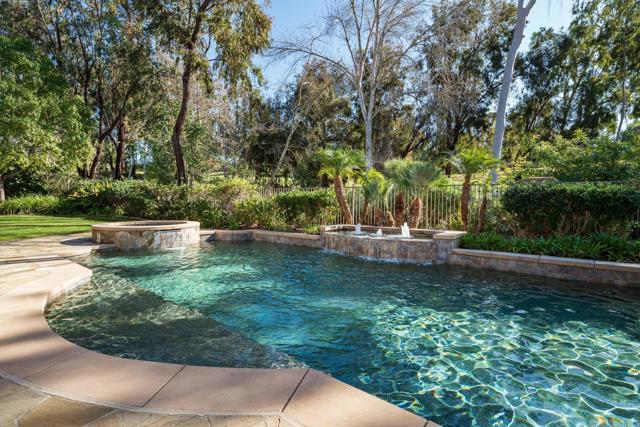 Detail Gallery Image 21 of 43 For 6627 Calle Ponte Bella, Rancho Santa Fe,  CA 92091 - 5 Beds | 6/1 Baths