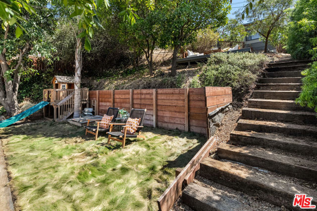 4940 Twining Street, Los Angeles CA: https://media.crmls.org/mediaz/a15ddc21-bac3-4e5f-8a6c-f2ceecffa728.jpg
