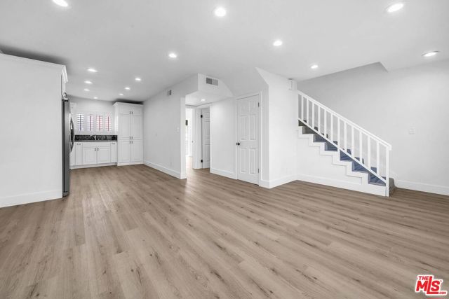 938 16TH Street, 1 photo 2