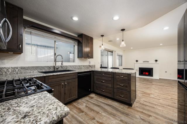 MLS #250037962SD image #10