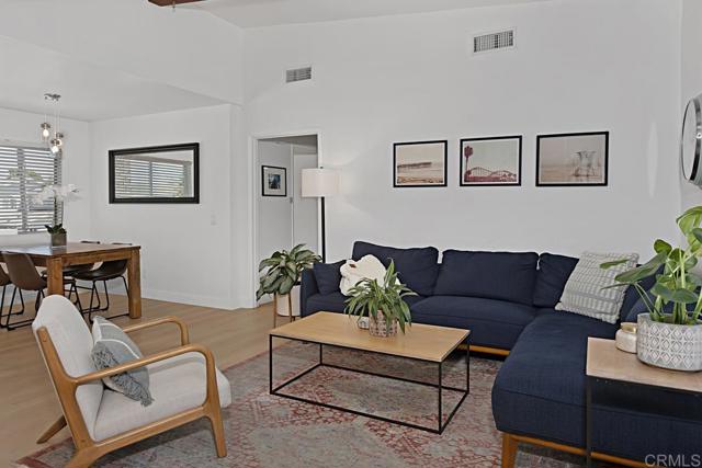 Detail Gallery Image 2 of 18 For 4420 Cleveland Ave #14,  San Diego,  CA 92116 - 2 Beds | 1 Baths