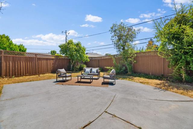 1488 Sunland Court, San Jose CA: https://media.crmls.org/mediaz/a15fa9d6-630e-422c-b6d3-0baf558184df.jpg