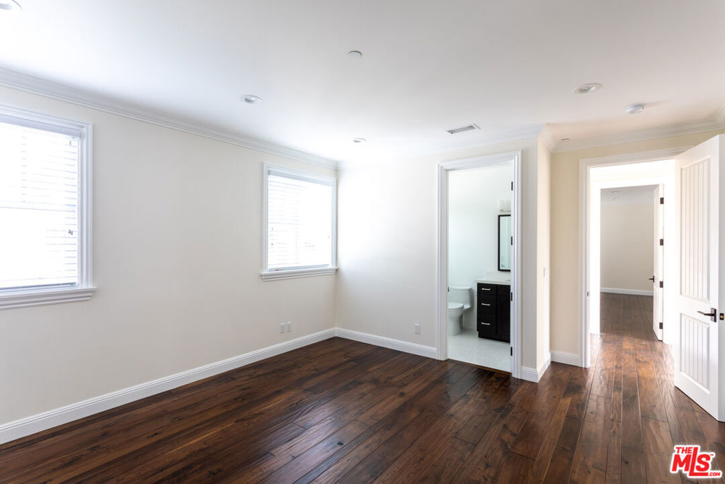 MLS #26864943 image #23