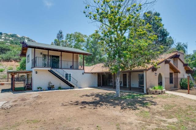 17620 Lyons Valley Road, Jamul CA: https://media.crmls.org/mediaz/a15fcd9c-63df-4e54-a5c4-54dd22cd5935.jpg