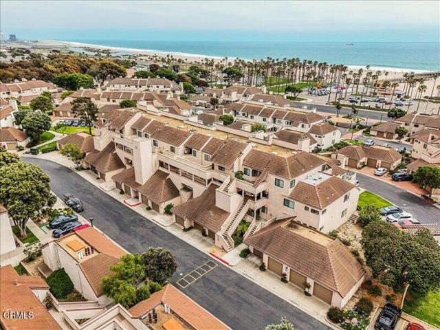 612 Island View Circle, Port Hueneme CA: https://media.crmls.org/mediaz/a1602c41-3447-4e8c-8f24-184794ca3417.jpg