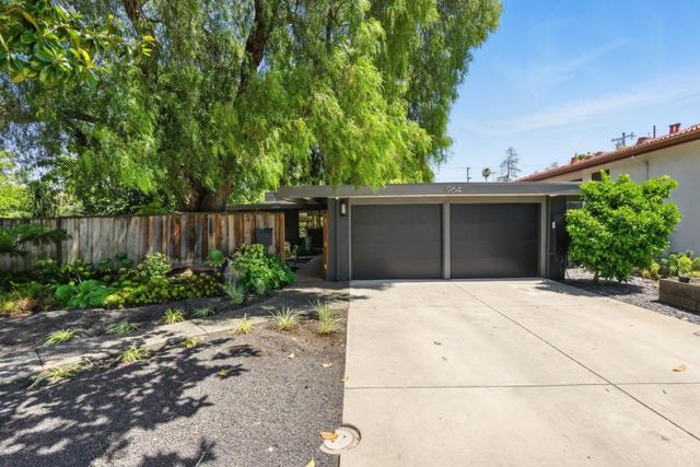 964 Colonial Lane, Palo Alto CA: https://media.crmls.org/mediaz/a1613579-7947-4deb-ae8e-db44100220f5.jpg