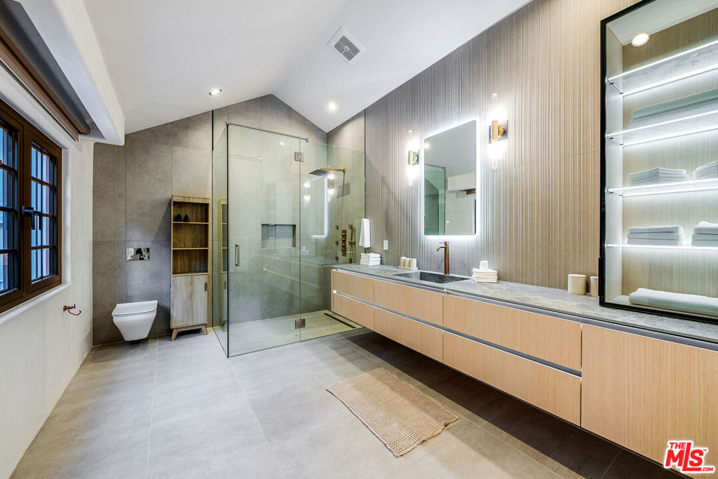 MLS #25625619 image #22