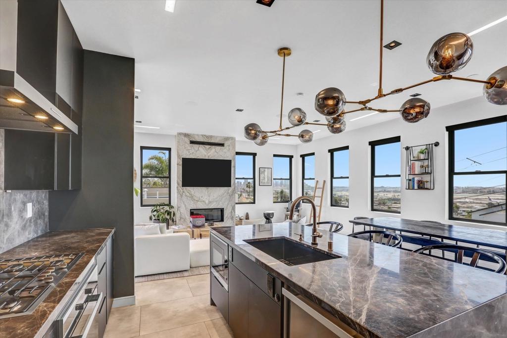 MLS #250022021SD img 1