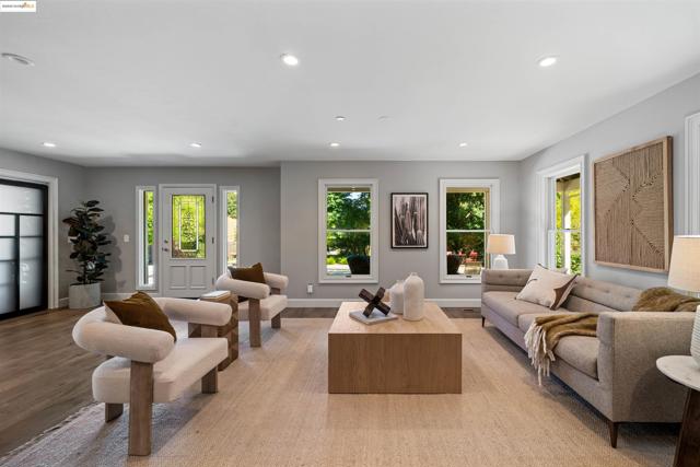 300 Rancho de Maria, Martinez CA: https://media.crmls.org/mediaz/a1625624-c841-4c1a-8fc7-f6207309779d.jpg