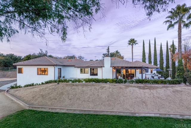 Detail Gallery Image 37 of 43 For 5057 E San Jacinto Cir, Fallbrook,  CA 92028 - 4 Beds | 3/1 Baths