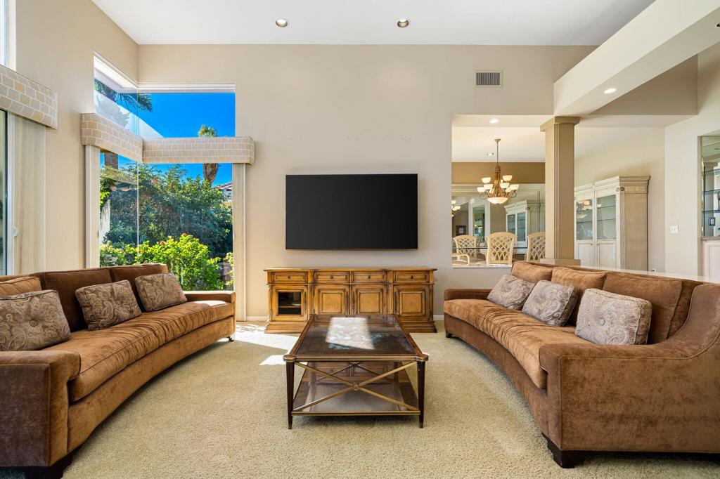 MLS #219138737DA image #12