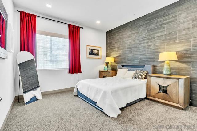 2460 Community Lane, San Diego CA: https://media.crmls.org/mediaz/a1655197-d231-471c-9511-2cacee2716a1.jpg