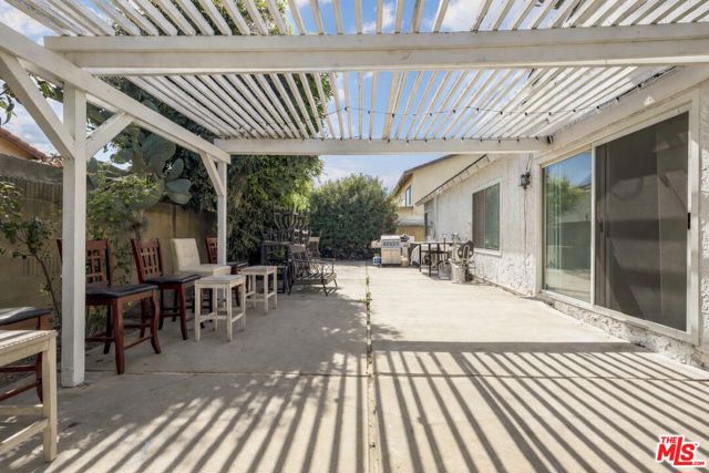 18704 Stefani Avenue, Cerritos CA: https://media.crmls.org/mediaz/a167b92a-37f8-4813-b52c-ee5b2cfb6476.jpg