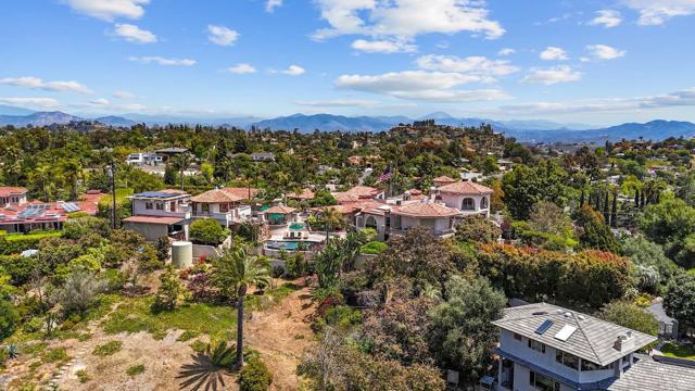 4652 Resmar Road, La Mesa CA: https://media.crmls.org/mediaz/a168b40e-9a25-4412-9969-c4b72d4e2c65.jpg