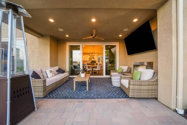 1715 Paterna Dr., Chula Vista CA: https://media.crmls.org/mediaz/a16bb47b-a178-4ed0-bd18-ca6408900a63.jpg