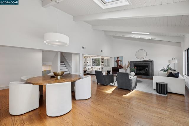 Image 8 of 49 For 1227 Alvarado Road