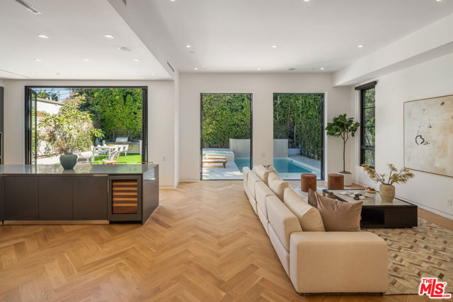 636 N Kilkea Drive, Los Angeles CA: https://media.crmls.org/mediaz/a16c8ff3-22d1-4aef-853d-cc12cd0724bb.jpg