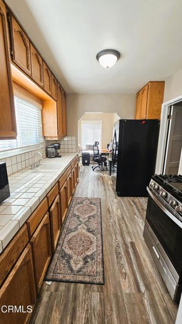 Detail Gallery Image 10 of 23 For 1318 N Van Ness Ave, Compton,  CA 90221 - 3 Beds | 1 Baths